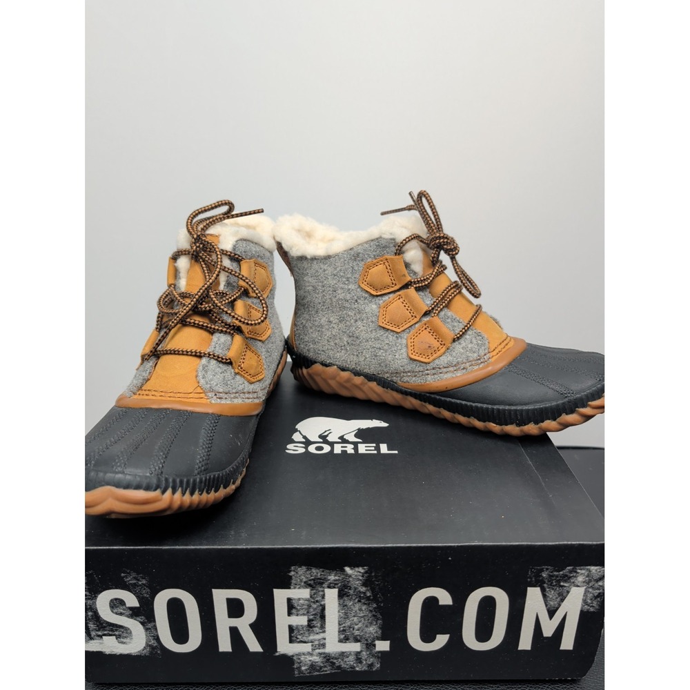 Sorel Women's Out N About Plus Waterproof Duck Boots Size 7 With Box Nl3150-052